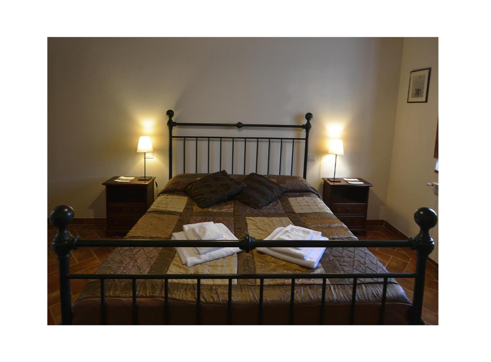 Agriturismo Bellavista Radicondoli Cameră foto
